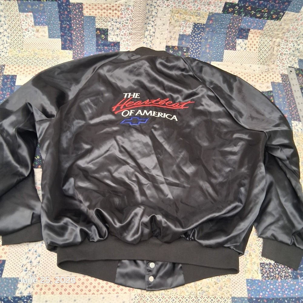 Vitnage Westark USA Chevy Satin Bomber Jacket Size XL Heartbeat of America